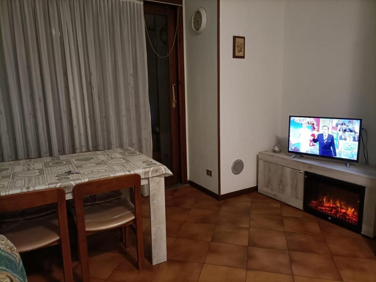 Apartament Valsassina Rent Introbio Zewnętrze zdjęcie